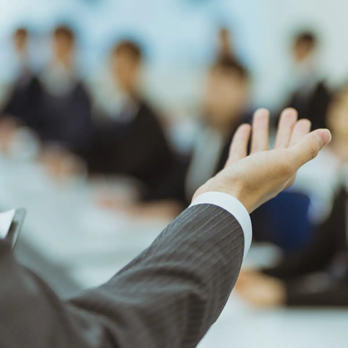 運用まで伴走支援。使い倒せる人事制度をオーダーメイドで。